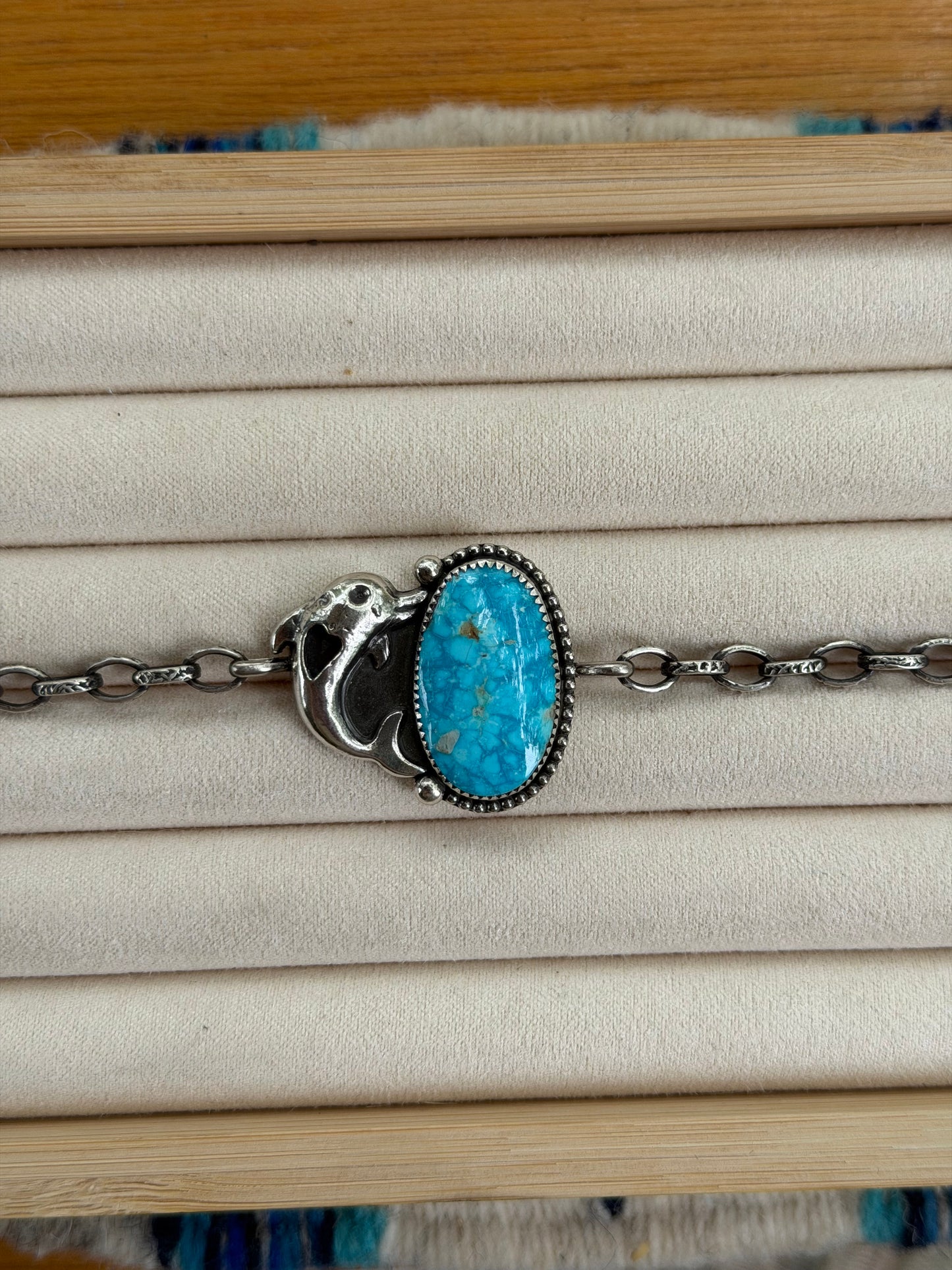 Skipper dolphin bracelet