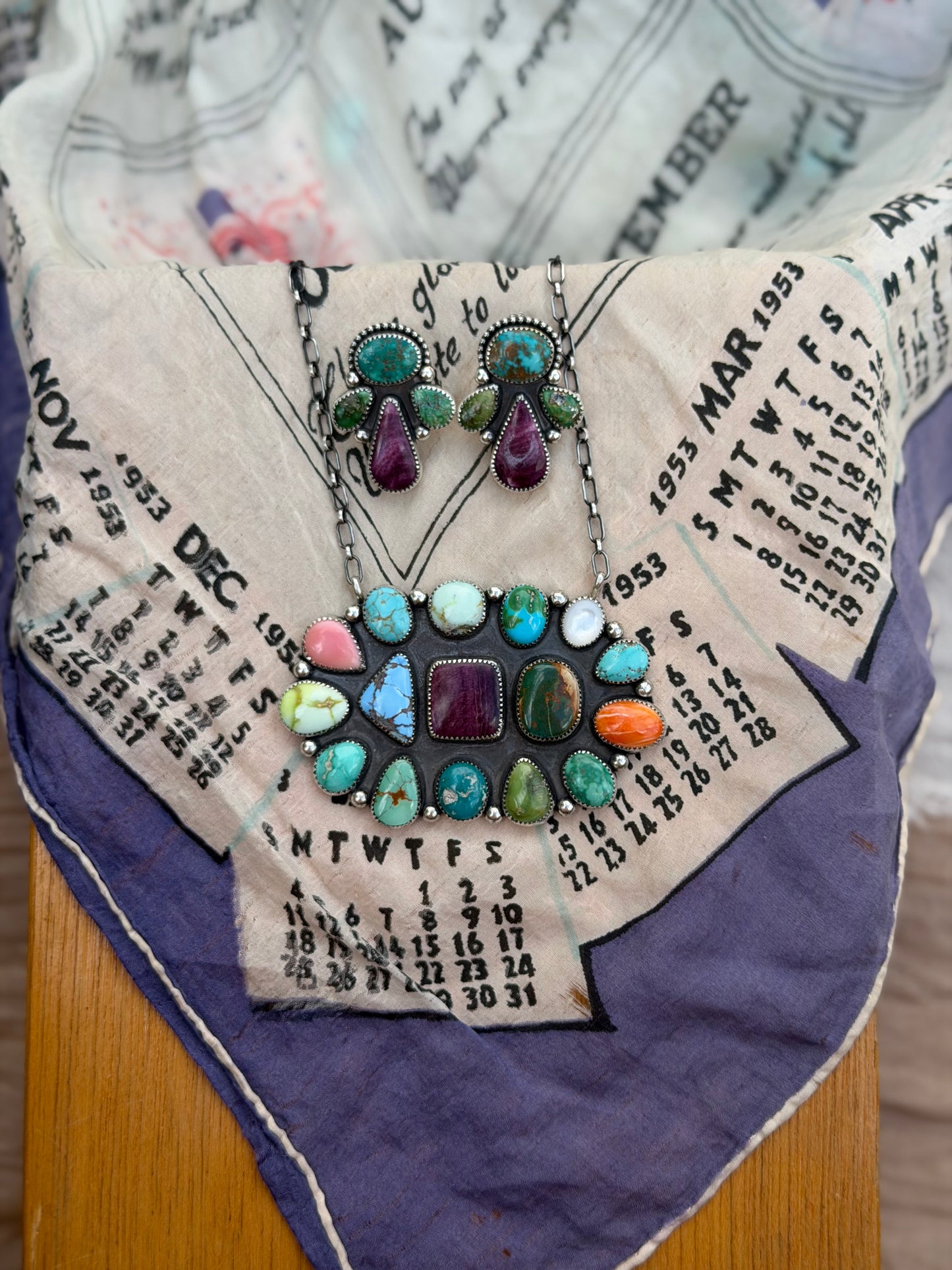 Sky Cerro cluster necklace