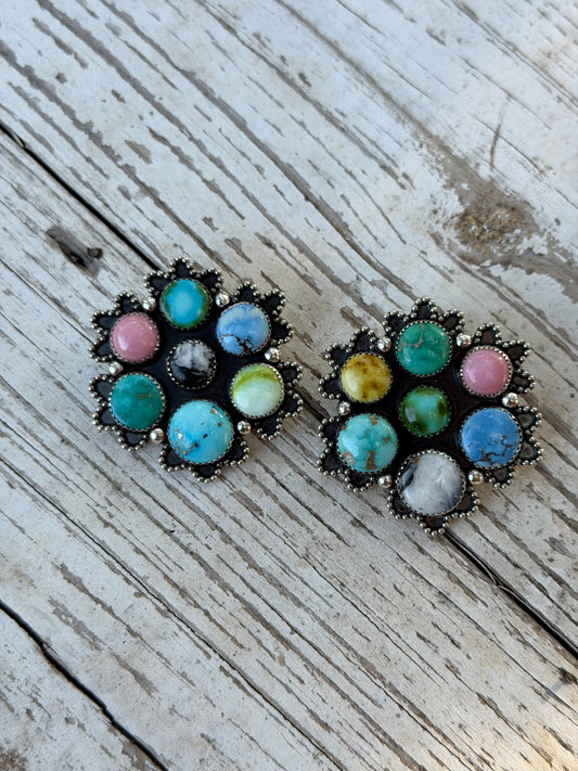 Venus Studs