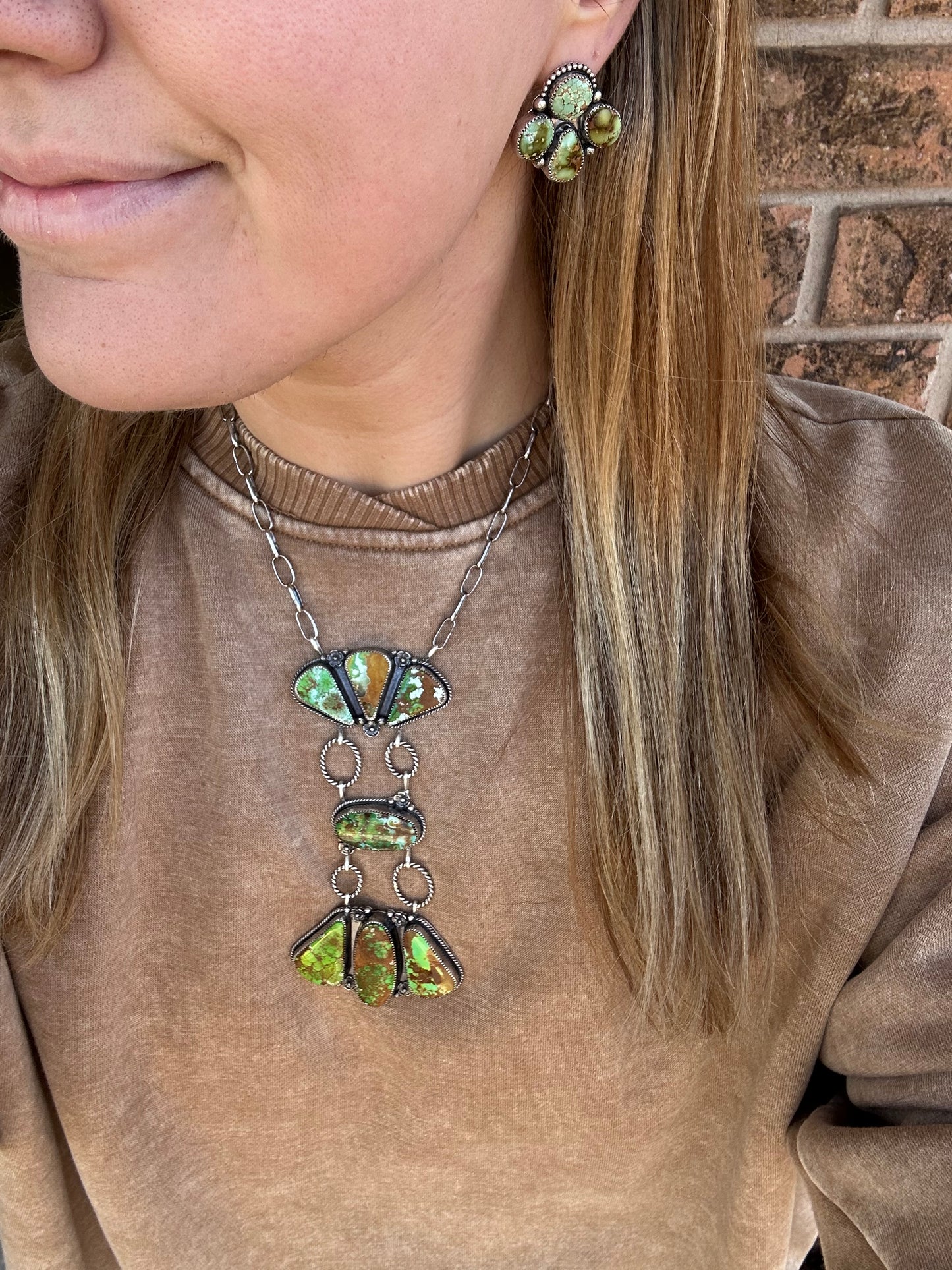 Manhattan green turquoise statement