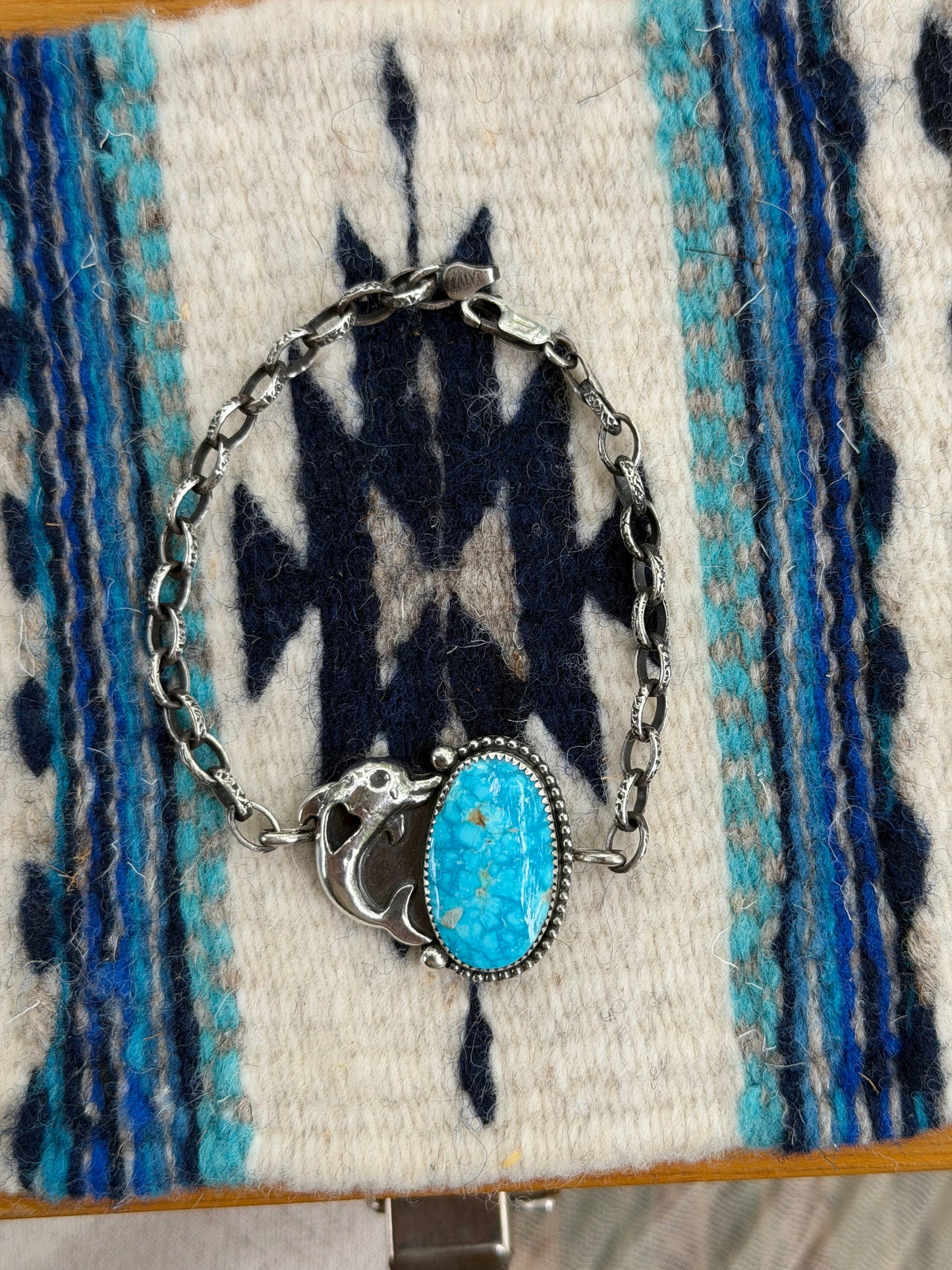 Skipper dolphin bracelet