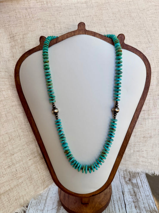 Lakelyn pearl necklace