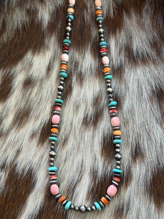 Jackie pearl necklace