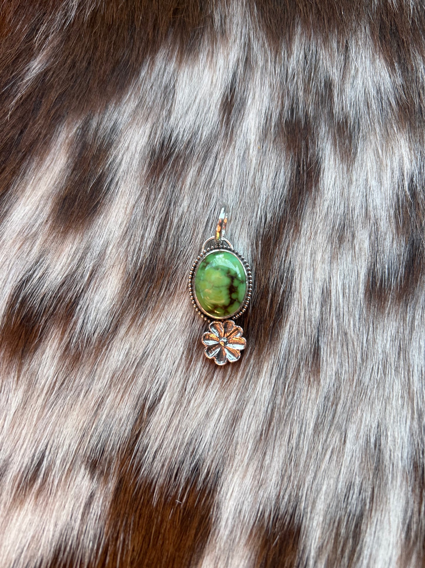 Lilly pendant