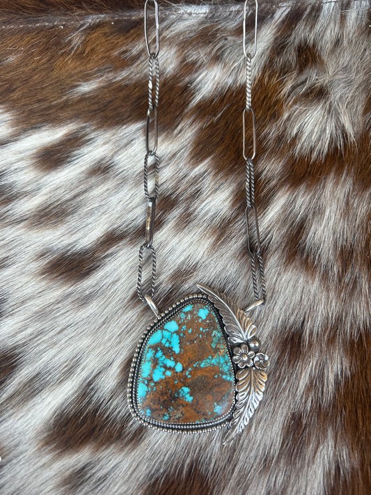 Faye necklace