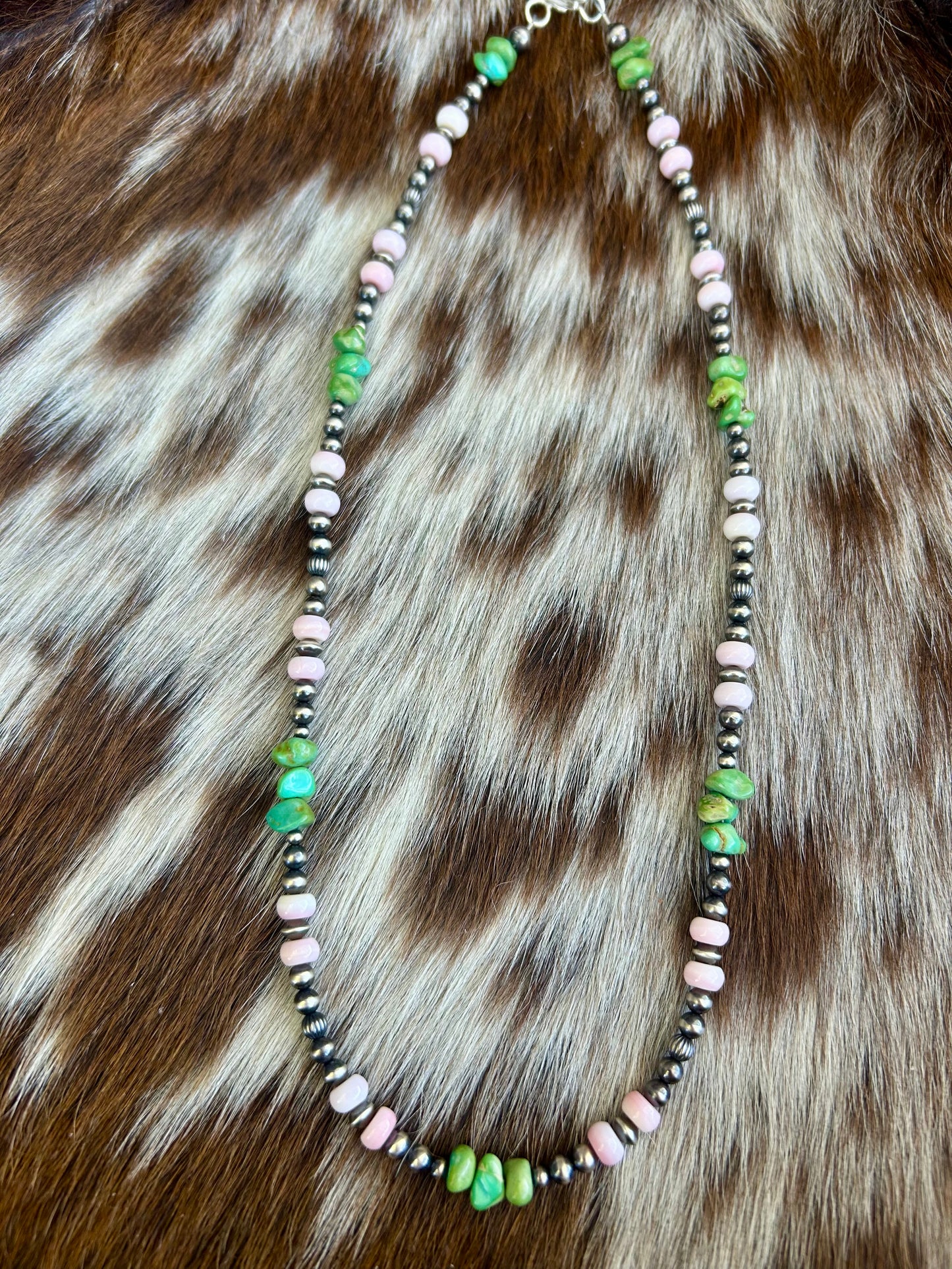 Rare Natural green edged lone mountain turquoise an pink conch pearl necklace
