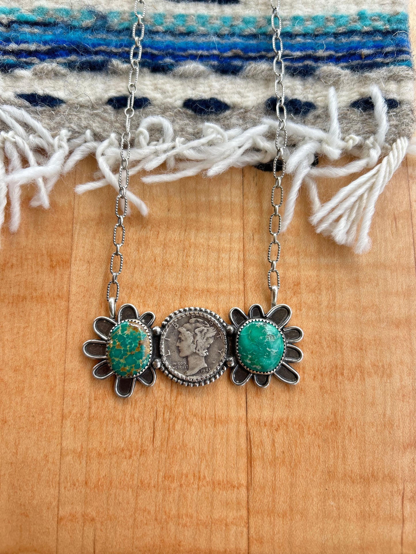 Forever flower necklace